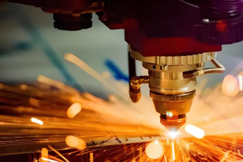 Waterjet, Oxyfuel, Plasma, or Laser Cutting: Which Technology Should You Choose?